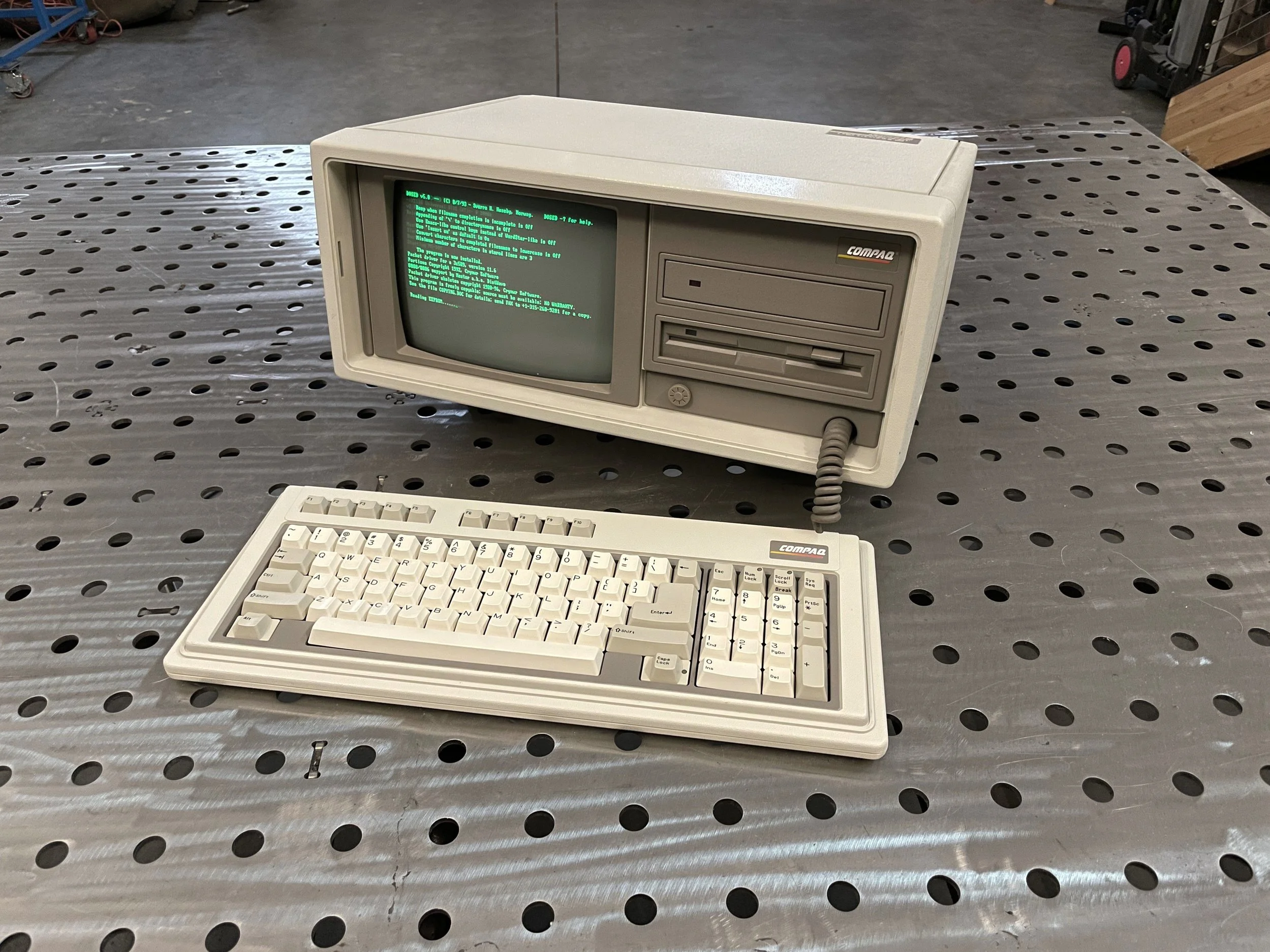 images/compaqii-01.jpg