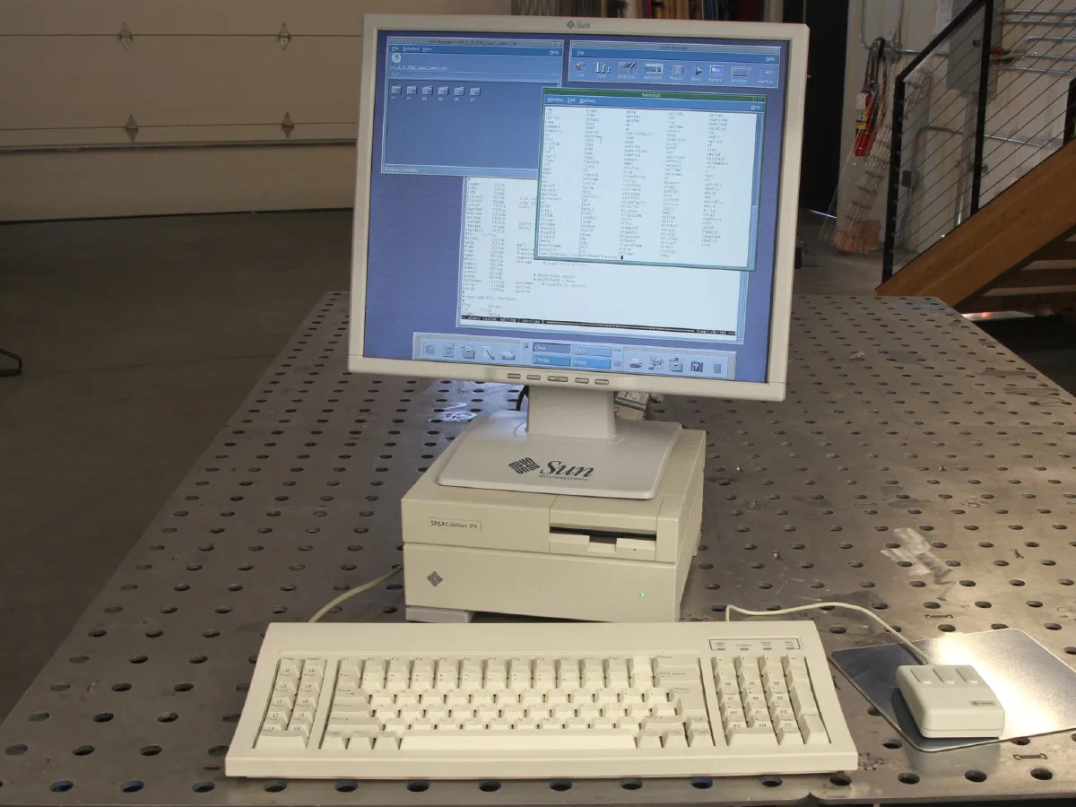 Sun SPARCstation IPX | OldSilicon